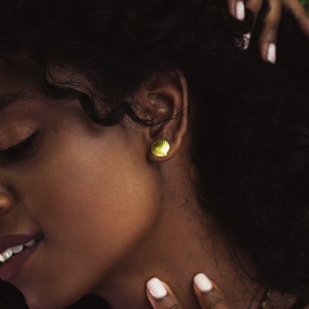 Silver earrings clams
