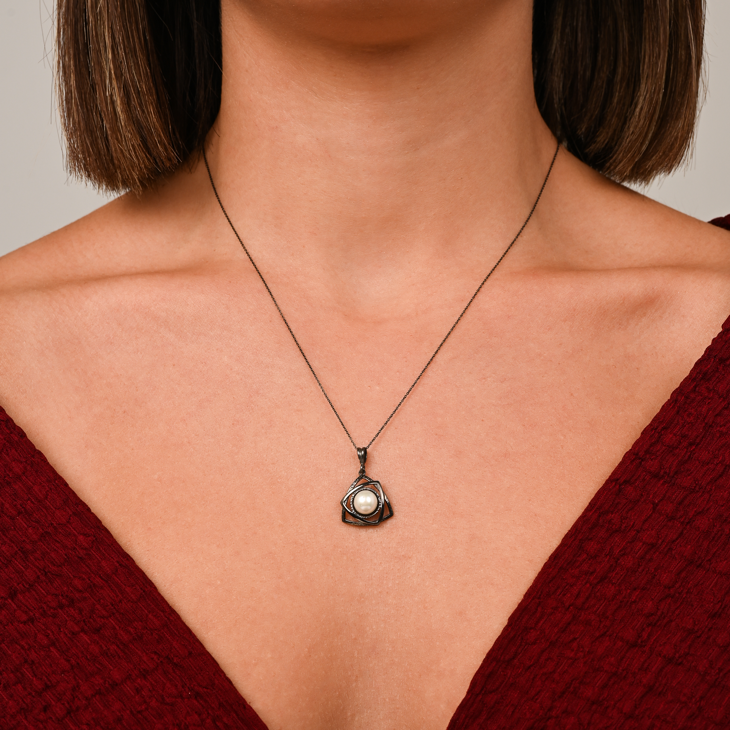 Ασημένιο μενταγιόν με μαργαριτάρι