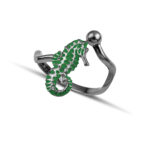 Black plated seahorse ring with green enamel