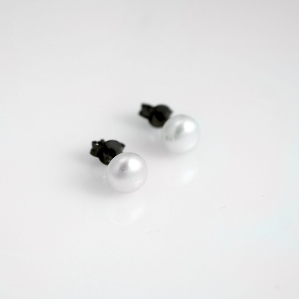 Sterling silver earrings with pearl