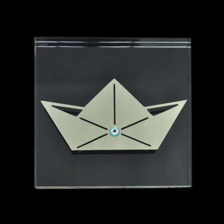Decorative plexiglass with paper boat