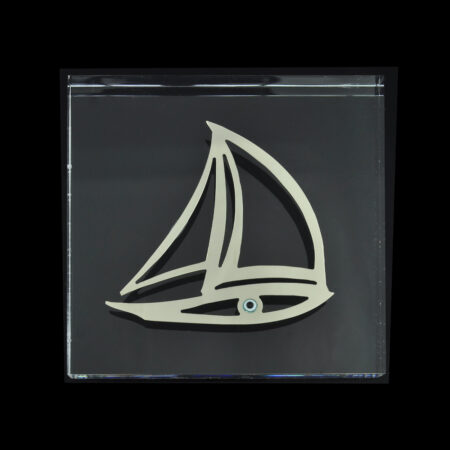 Decorative plexiglass with sailing boat