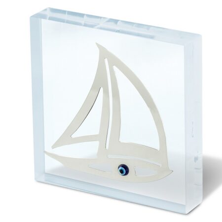 Decorative plexiglass with sailing boat