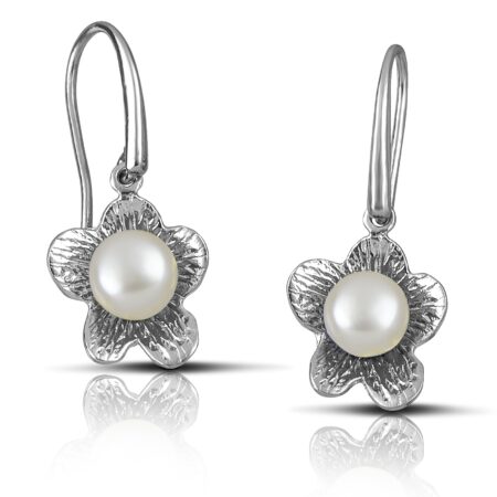 Silver flower pendant earrings with pearl
