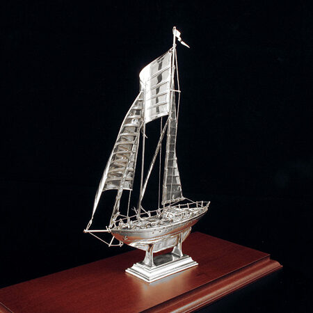 Sailing boat