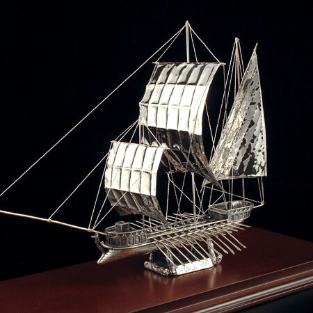 Silver ship "Dromon"